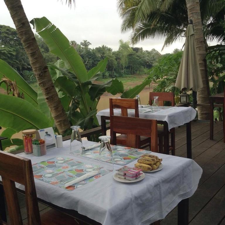 לואנג פרבאנג Riverside Guesthouse מראה חיצוני תמונה