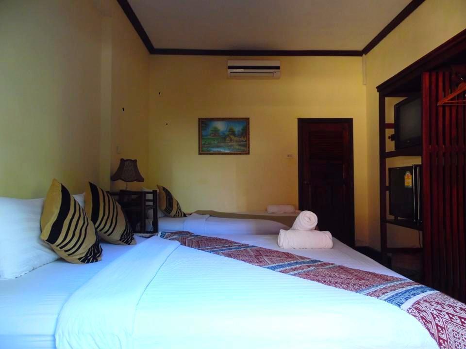 לואנג פרבאנג Riverside Guesthouse מראה חיצוני תמונה