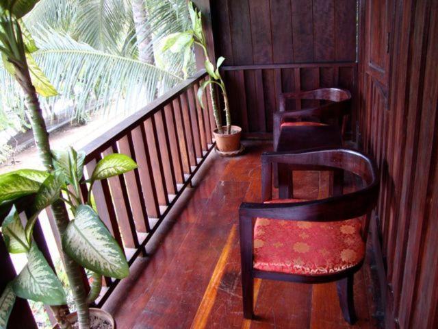 לואנג פרבאנג Riverside Guesthouse חדר תמונה