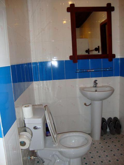 לואנג פרבאנג Riverside Guesthouse חדר תמונה